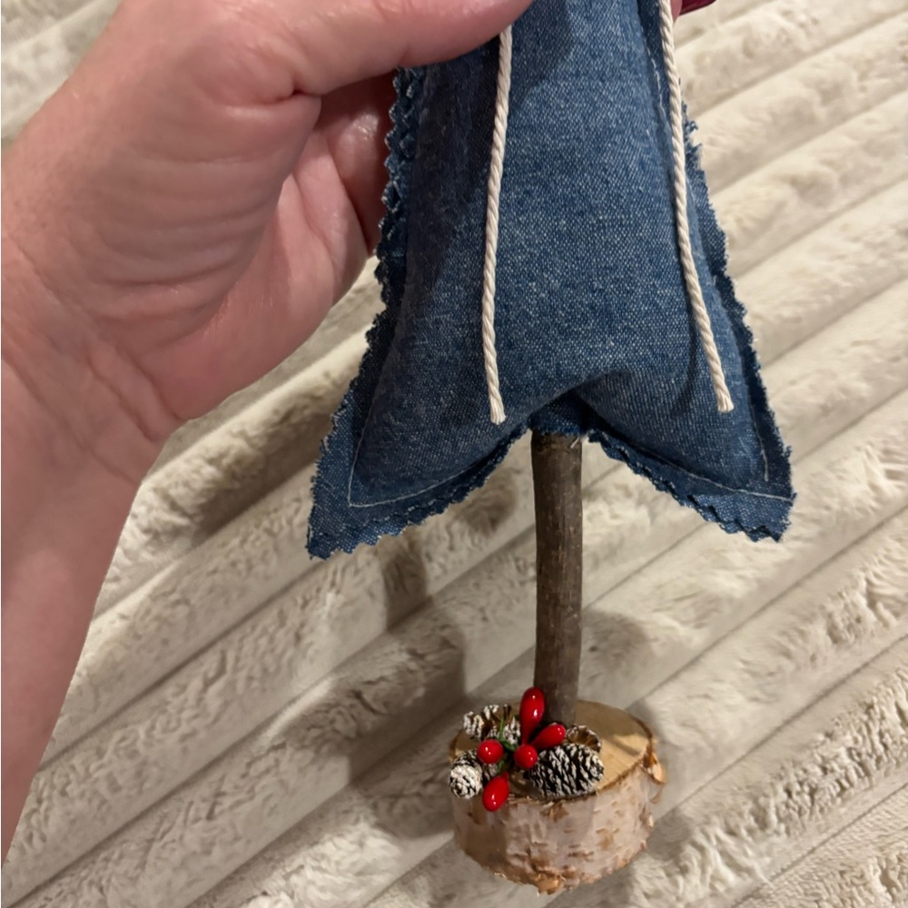 Rustic Denim Holiday Tree Decor - Picture 2 of 4